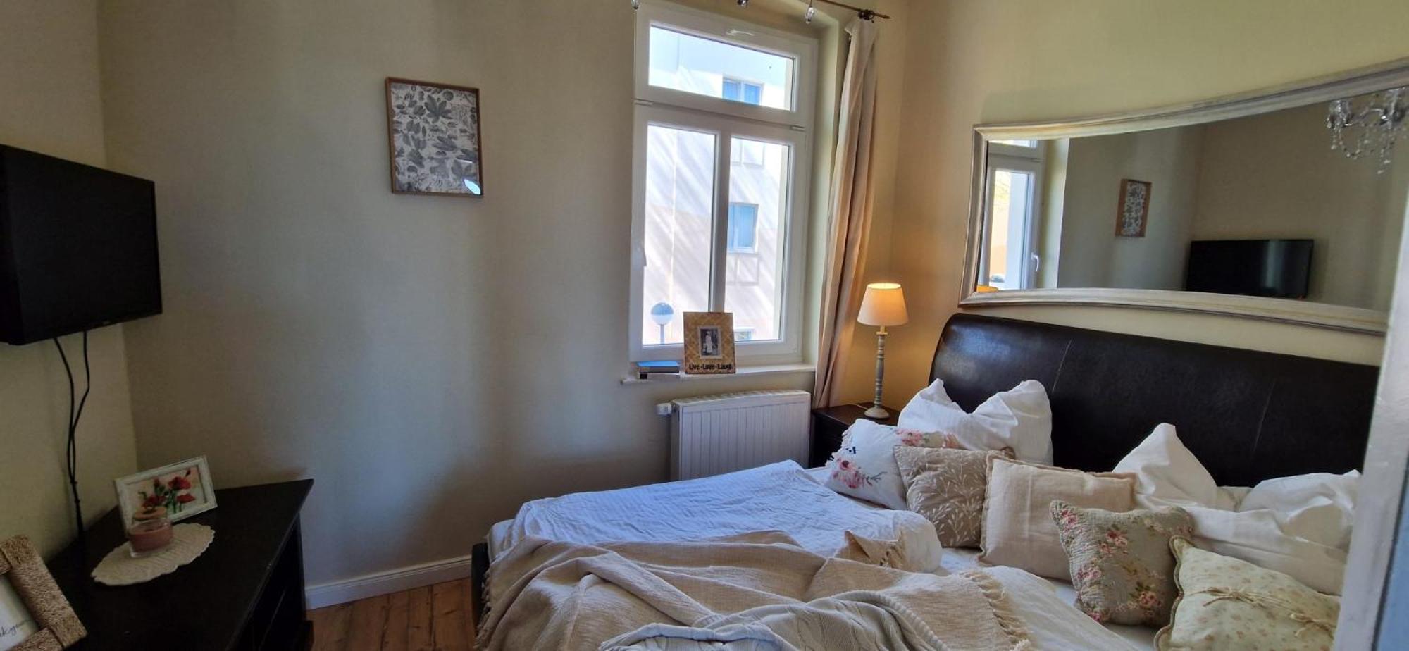 Flora Apartment